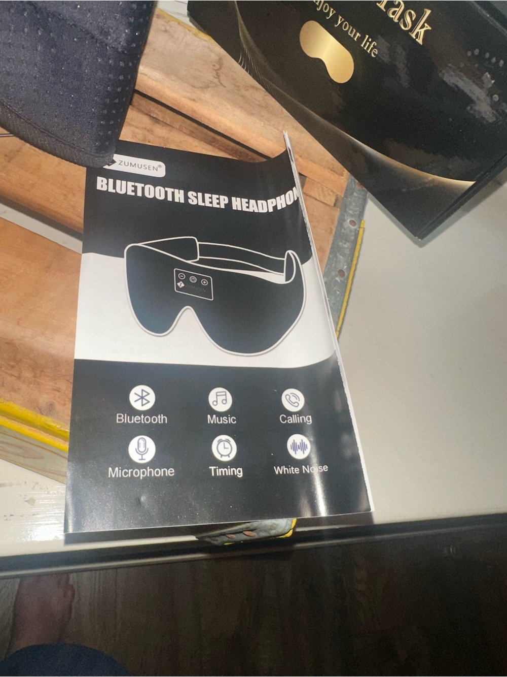 Sleep Headphones, White Noise Bluetooth  Mask 3D Wireless Eye Mask with Timing - Picture 3 of 6
